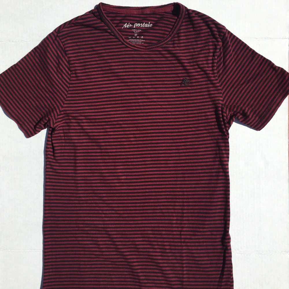 Aeropostale A87 red and black striped tee men M